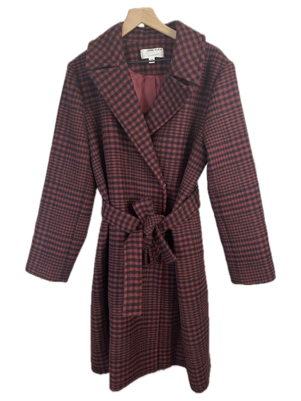 Anne Klein Vintage Burgundy and Black Houndstooth Classic Wool Belted Wrap Coat